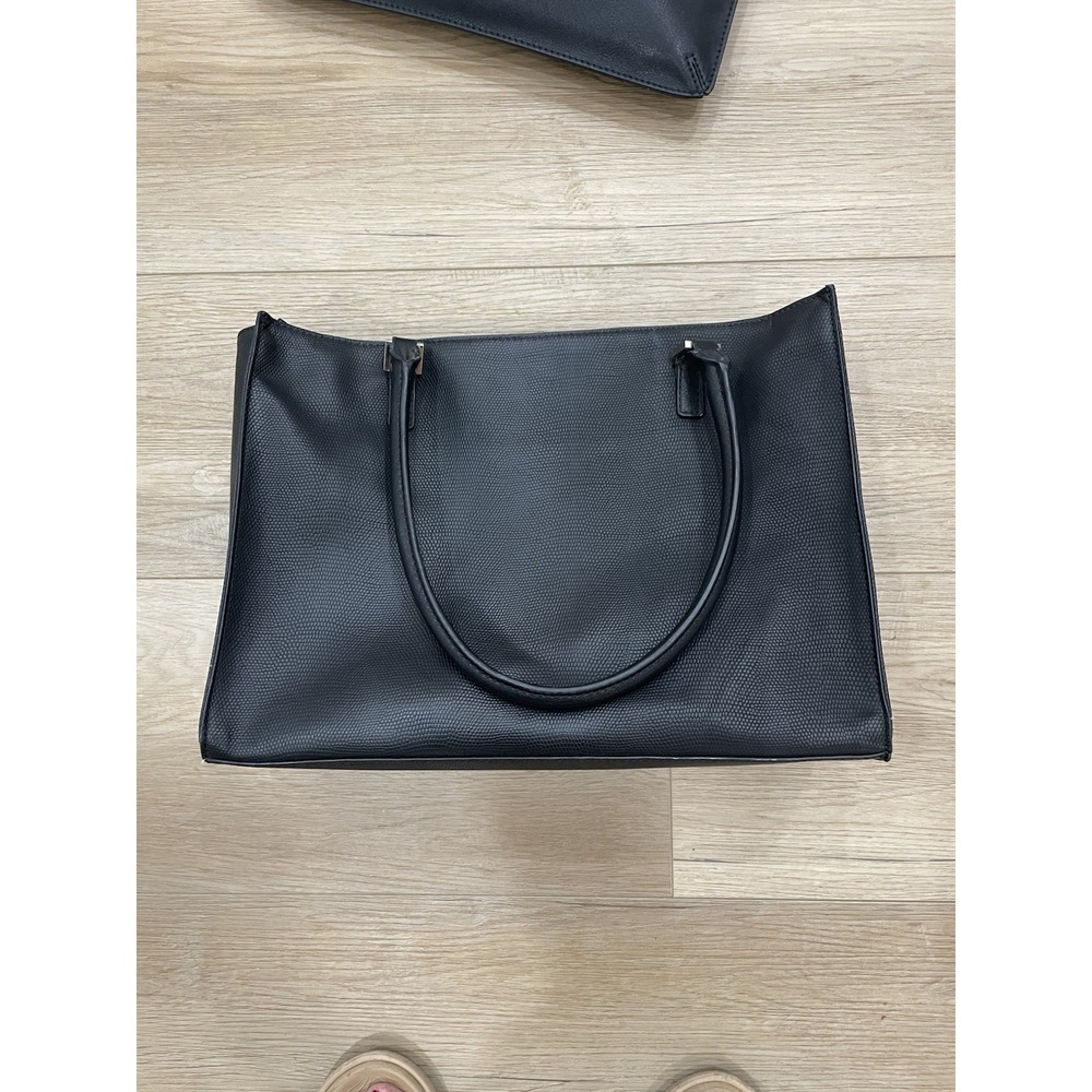 GUESS Rylan Tech Tote 3 Pc Set Black Silver Laptop Sleeve Pouch Bag LZ745723 EUC - Picture 5 of 16